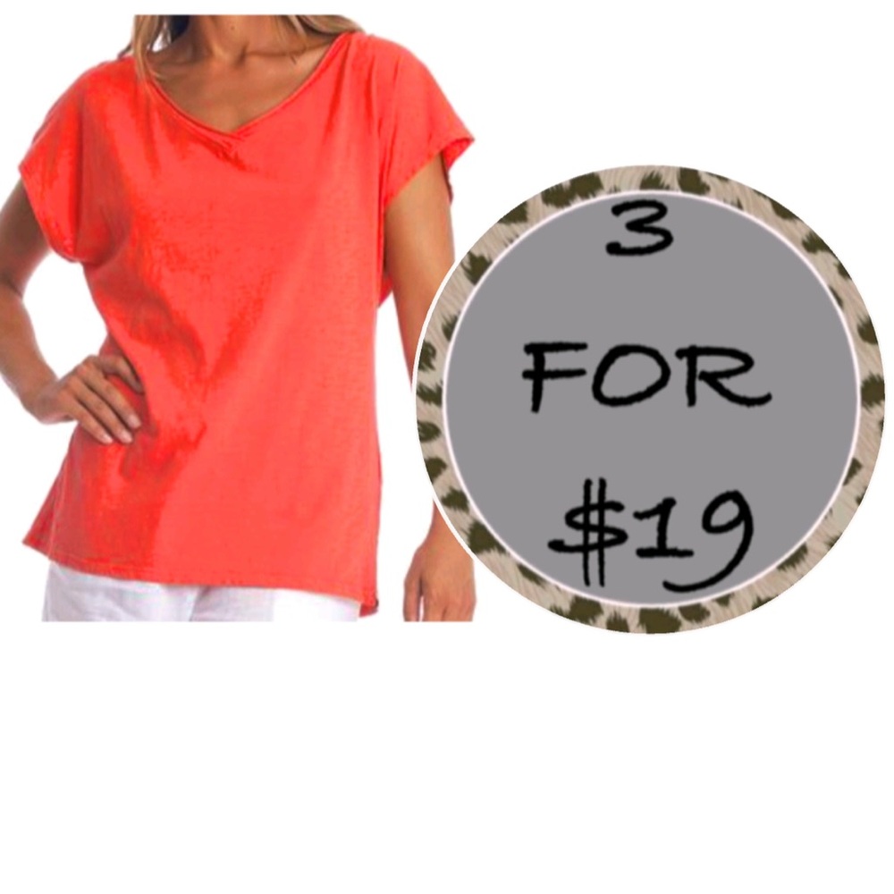 3/$19 Project Social garment dyed split hem T-shirt